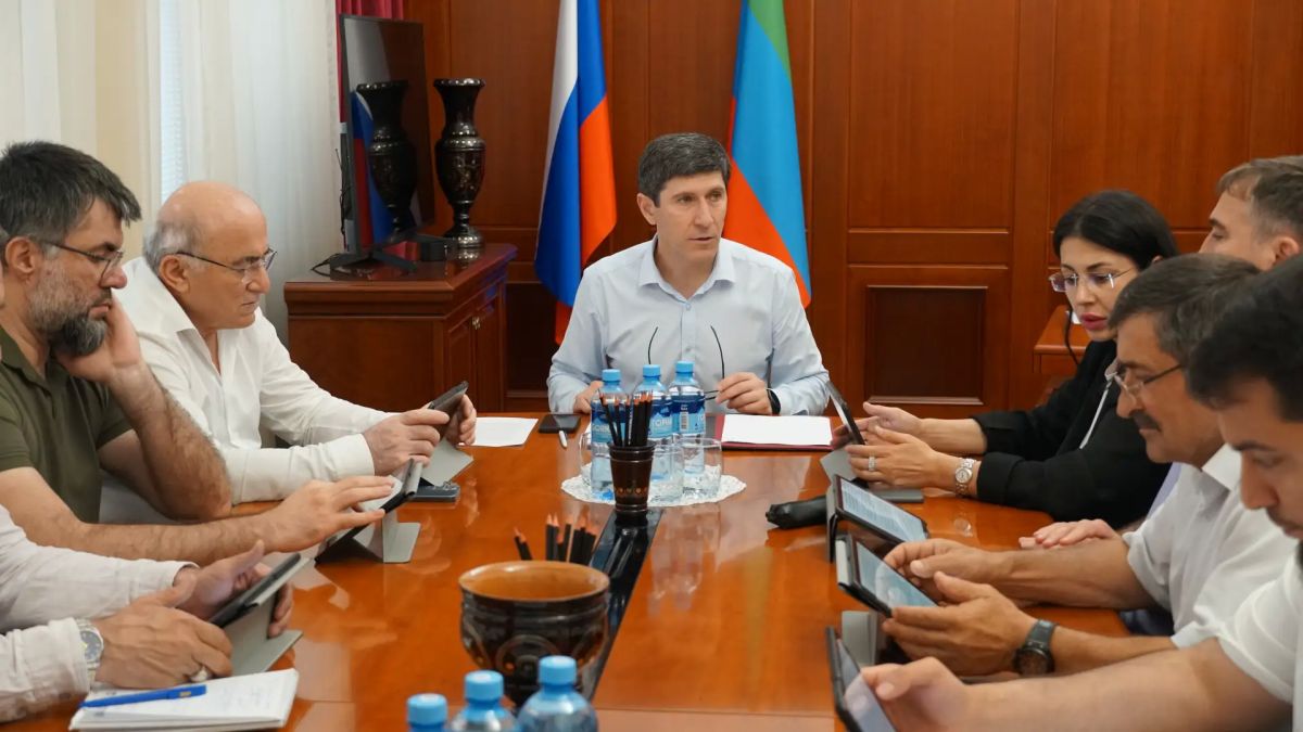 17 июля 2026 года под председательством Магомеда Дибирова прошло очередное заседание Избирательной комиссии Республики Дагестан
