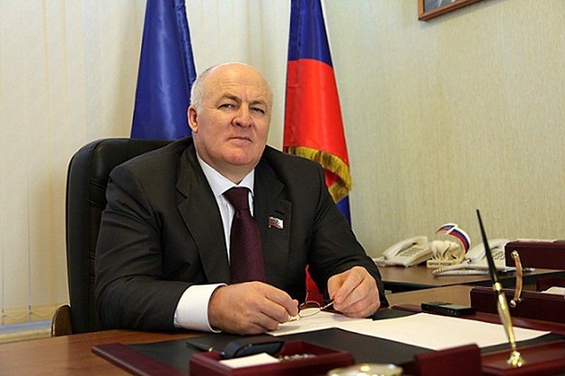 Суд в Дагестане рассмотрел антикоррупционный иск заместителя Генпрокурора РФ к бывшему мэру Махачкалы Магомеду Сулейманову, его родственникам и более чем 30 другим лицам