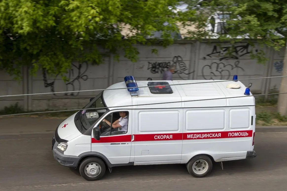 В Дагестане пассажир легковой машины погиб после столкновения с грузовиком