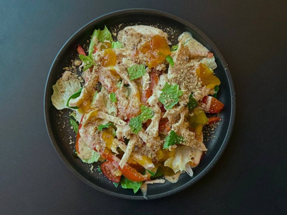 Необычные комбинации вкусов: как странные рецепты покоряют гастрономическую сцену