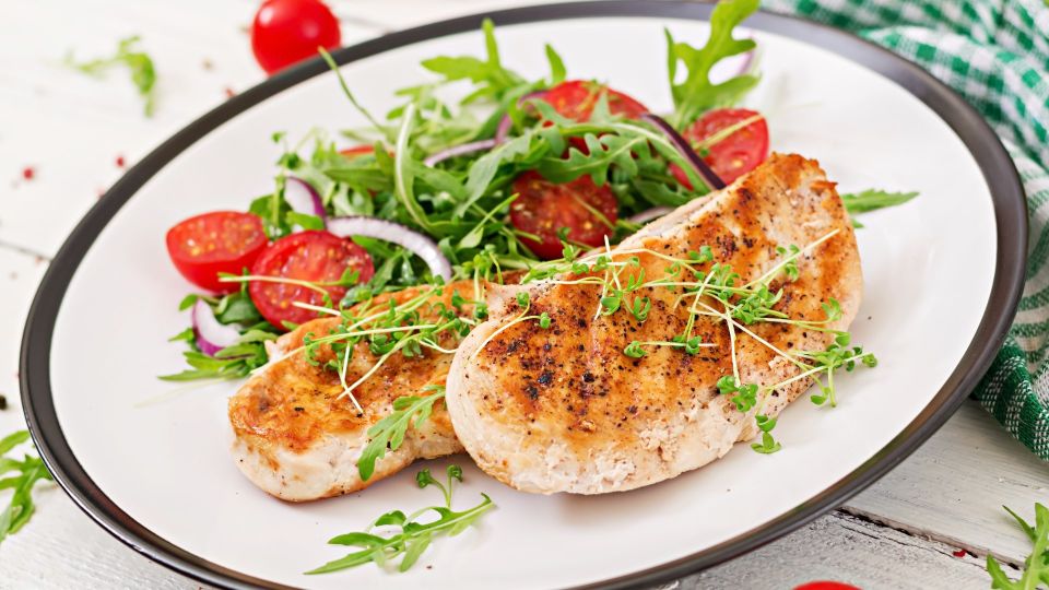 Невероятно сочную индейку можно приготовить за три минуты: вот в чем секрет