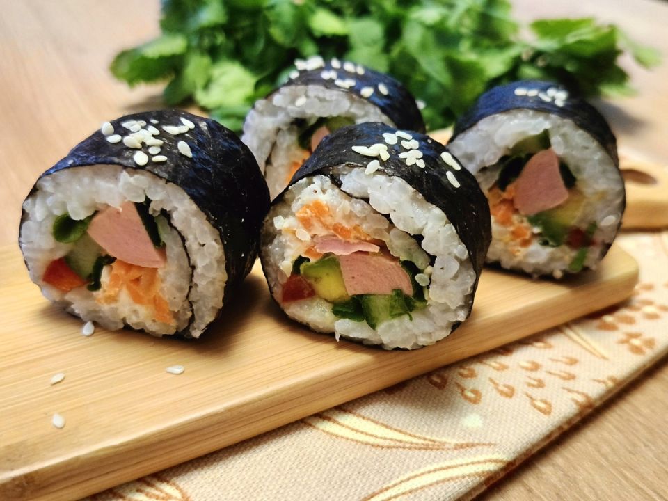 Кимбап: корейские роллы, которые обязаны появиться на вашем столе