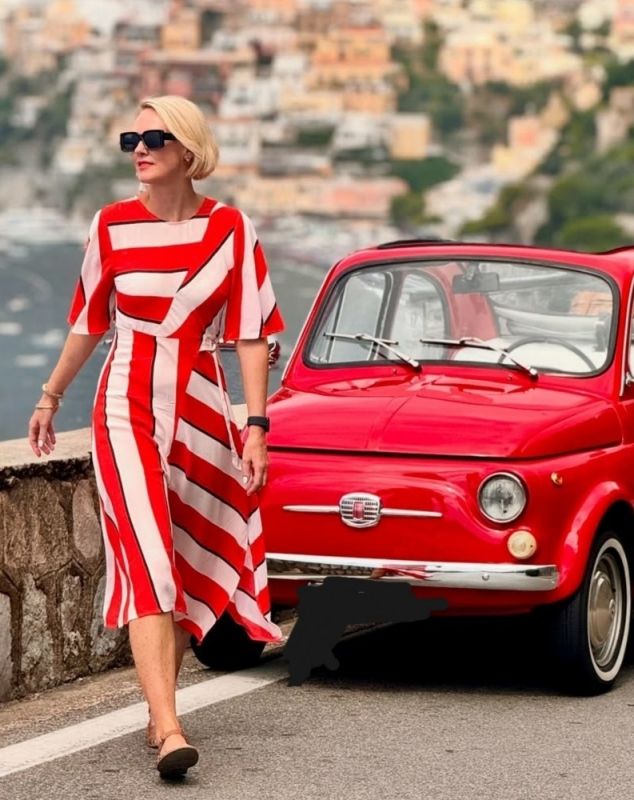 Юбки миди: стиль и элегантность после 50