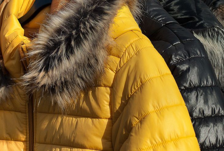Как распушить пуховик после стирки: секретные приемы от работников химчисток