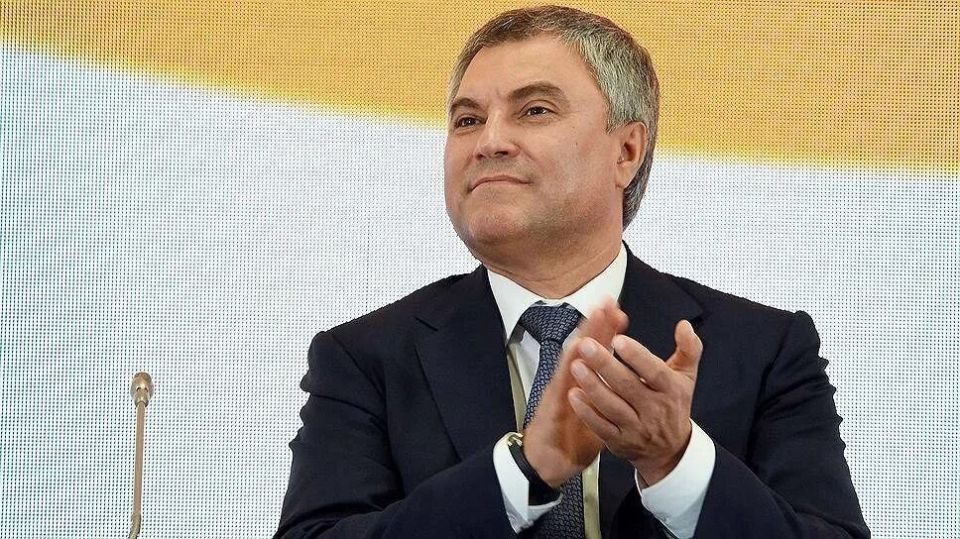 Обещанные реформы депутатов: куда исчезли идеи о снижении зарплат и сокращении отпусков?