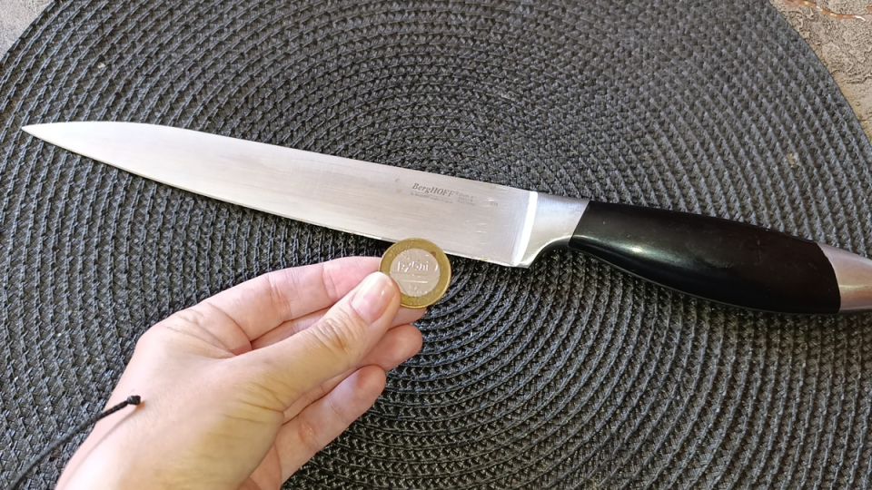 Как быстро вернуть ножам остроту: эффективные методы заточки в домашних условиях