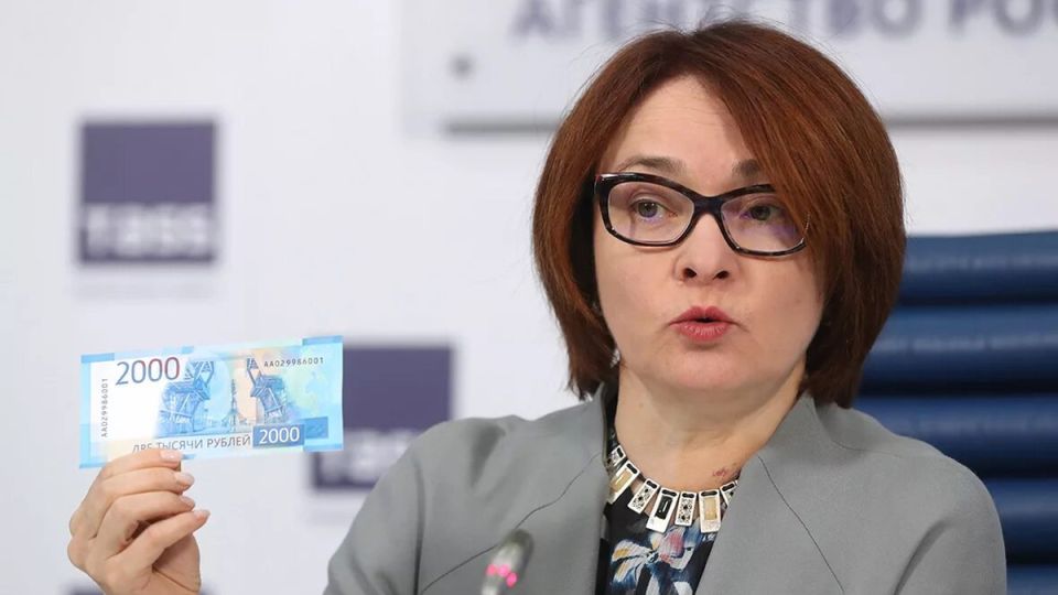 Наличные под запретом: как финансовые ограничения меняют привычки россиян