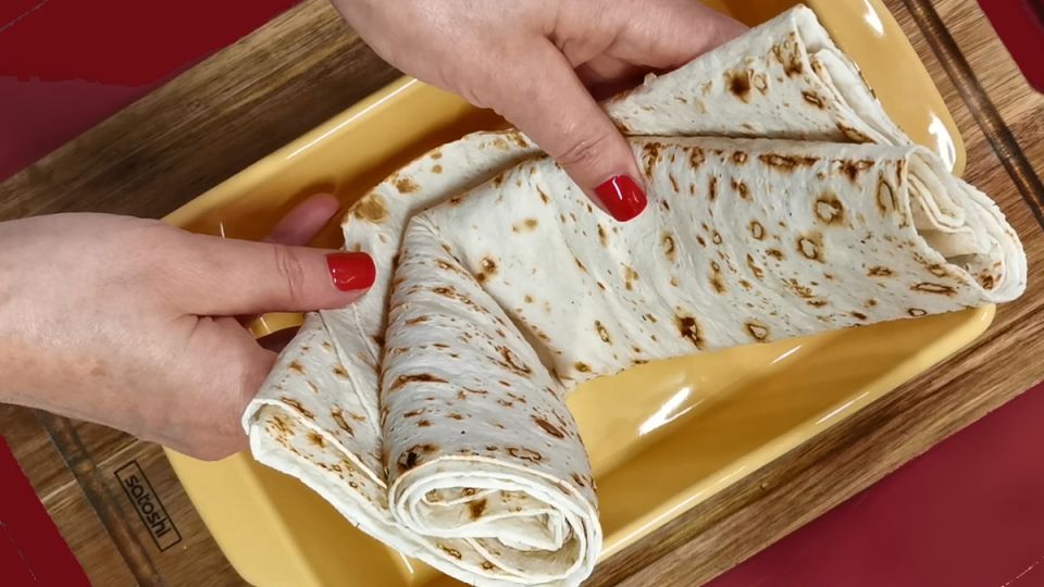 Лаваш на каждый случай: как быстро приготовить вкусные закуски