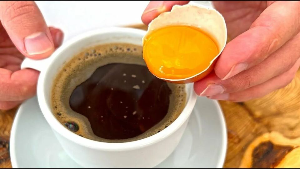 Кофе с желтком: гастрономический эксперимент или старинный деликатес?