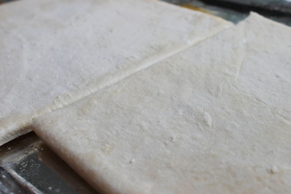 Рыбный пирог: нежный и сочный деликатес для истинных гурманов