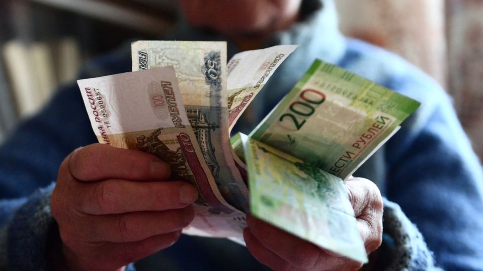 Что ждет тех, кто не работал: госсубсидии или нищета?