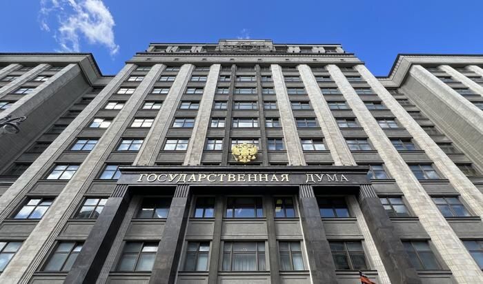 Новый закон ограничивает артистов-русофобов: что ждет беглецов за границей