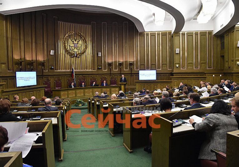 Открытое небо для критики: россиянам разрешили высказываться против чиновников и политиков